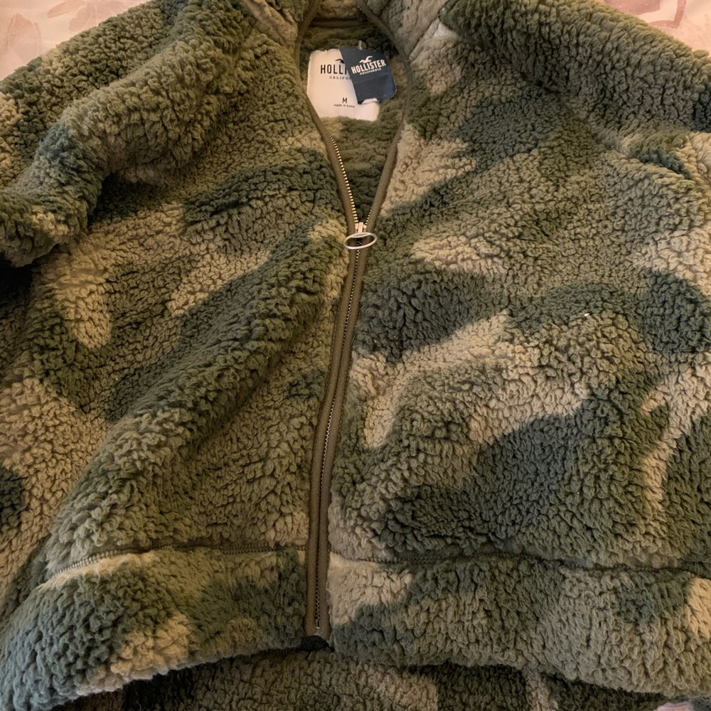 Zip up